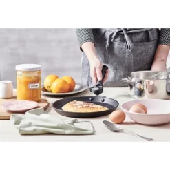 De Buyer Poêle à Crêpe 30 Cm Choc Intense Amovible 8 De Buyer Poêle à Crêpe 30 Cm Choc Intense Amovible -Pas Cher Cuire Joie Magasin 111121 3 1 Poele a crepe 30 cm Choc Intense amovible De Buyer