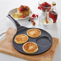 Lot De 2 Poêles 7 Et 4 Blinis Ou Pancakes Antiadhérentes à Induction -Pas Cher Cuire Joie Magasin 119034 2 1 Lot de 2 poeles 7 et 4 blinis ou pancakes antiadherentes a induction Mathon