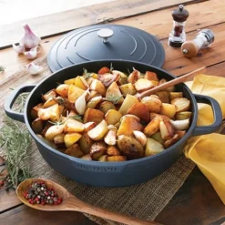 Cocotte Légère Basse Ronde En Fonte D'aluminium 28 Cm 4,1 L Coloris Noir -Pas Cher Cuire Joie Magasin 203003 2 4 Cocotte legere basse ronde en fonte d aluminium 28 cm 4 1 L coloris noir Mathon