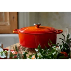Le Creuset Cocotte Fonte Ovale Volcanique 29 Cm -Pas Cher Cuire Joie Magasin 213202 3 3 Cocotte fonte ovale volcanique 29 cm Le Creuset