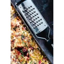 Microplane Râpe à Fromage Extra Grossier Gourmet Noire -Pas Cher Cuire Joie Magasin 478015 2 1 Rape a fromage Extra grossier Gourmet noire Microplane
