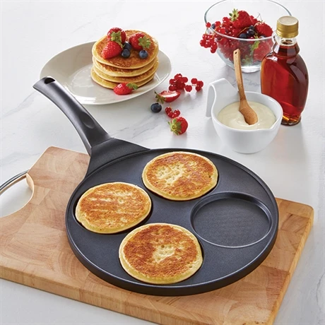 Lot Poêle 4 Pancakes Et Entonnoir à Piston 2 Lot Poêle 4 Pancakes Et Entonnoir à Piston – Image 2