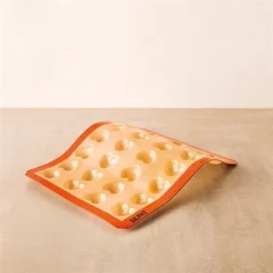 Plaque De 28 Empreintes Mini-cœurs 4 Plaque De 28 Empreintes Mini-cœurs -Pas Cher Cuire Joie Magasin 512223 1 2 Plaque de 28 empreintes mini c urs Silpat