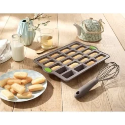 Lot Plaque 20 Financiers Et Plaque 12 Muffins En Silicone Structure Acier Rigiflex -Pas Cher Cuire Joie Magasin 519083 2 2 Lot plaque 20 financiers et plaque 12 muffins en silicone structure acier Rigiflex Mathon