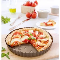 Tourtière Perforée Acier Revêtu Anti-adhérent 30 Cm -Pas Cher Cuire Joie Magasin 54106 1 7 Tourtiere perforee acier revetu anti adherent 30 cm Mathon