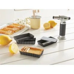 Set De 4 Moules à Tartelettes Avec Fonds Amovibles -Pas Cher Cuire Joie Magasin 541084 4 4 Set de 4 moules a tartelettes avec fonds amovibles Mathon