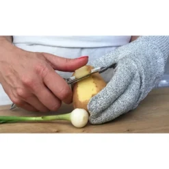 Lot Mandoline V 5 Lames Et Gant Contre Les Coupures -Pas Cher Cuire Joie Magasin 609104 1 4 Lot mandoline V 5 lames et gant contre les coupures Mathon