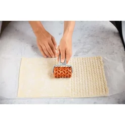 Set De 3 Roulettes Apéritif : Gressins, Crackers Et Nachos 6 Set De 3 Roulettes Apéritif : Gressins, Crackers Et Nachos -Pas Cher Cuire Joie Magasin 609129 1 1 Set de 3 roulettes aperitif gressins crackers et nachos Betty Bossi